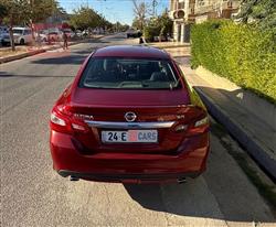 نيسان ألتيما